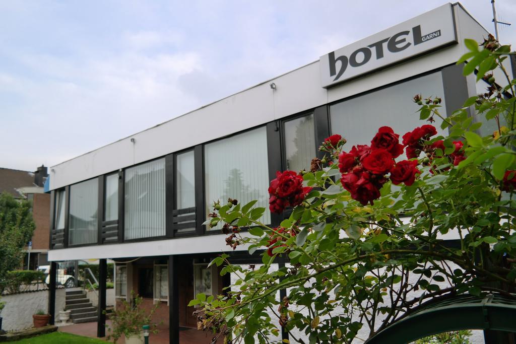 Am Hallenbad Hotel Garni Ratingen Zewnętrze zdjęcie