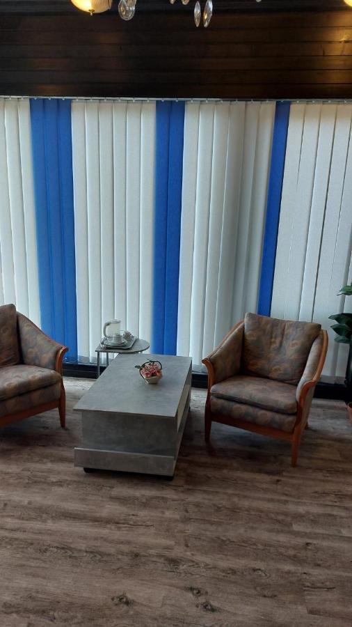 Am Hallenbad Hotel Garni Ratingen Zewnętrze zdjęcie
